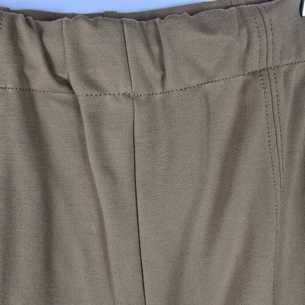 Thalian Women's Camel Colored Super Stretchy Slim Leg Pant Office Cadual Size 4 - Picture 8 of 11